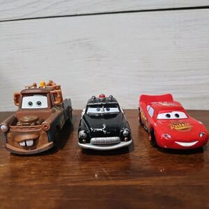 Disney Pixar Cars Lot 1:55 - Lightning McQueen, Mater, & Sheriff (3 Pack)